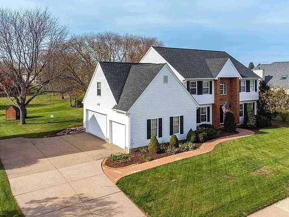 2nd image of 2148 Saint David Dr