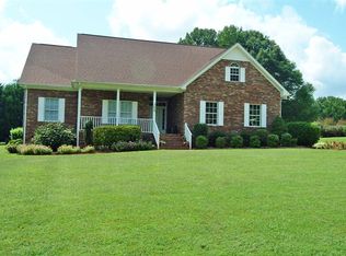 3409 Jonesberry Rd, Matthews, NC 28105