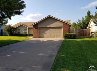 3020 W 23rd Ter, Lawrence, KS 66047