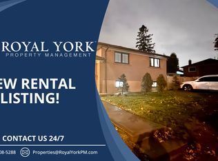 3 Marcella St #1, Toronto, ON M1G1K7