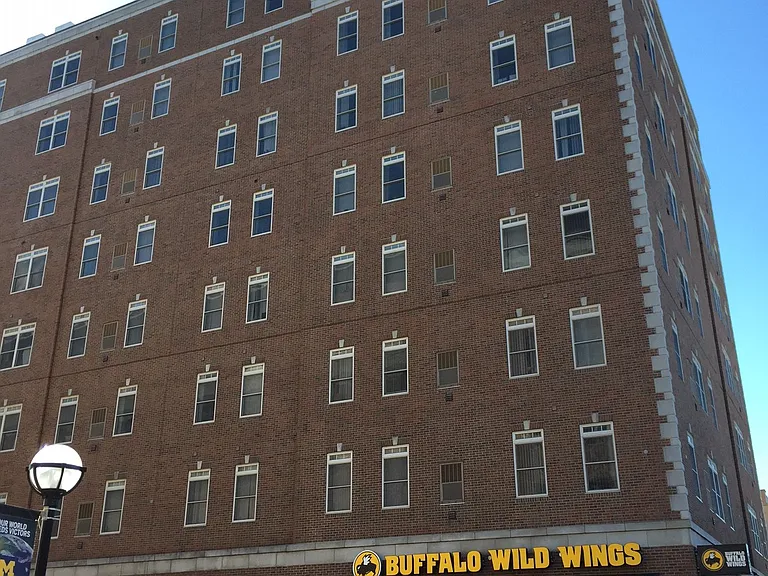 Corner House Lofts — Photo 36