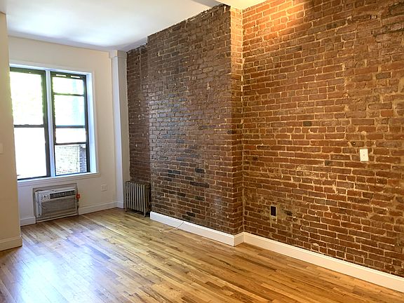 2nd image of 151 W 82nd St APT 6W