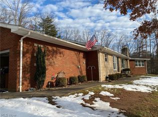 148 Hoagland Rd, Parkersburg, WV 26104