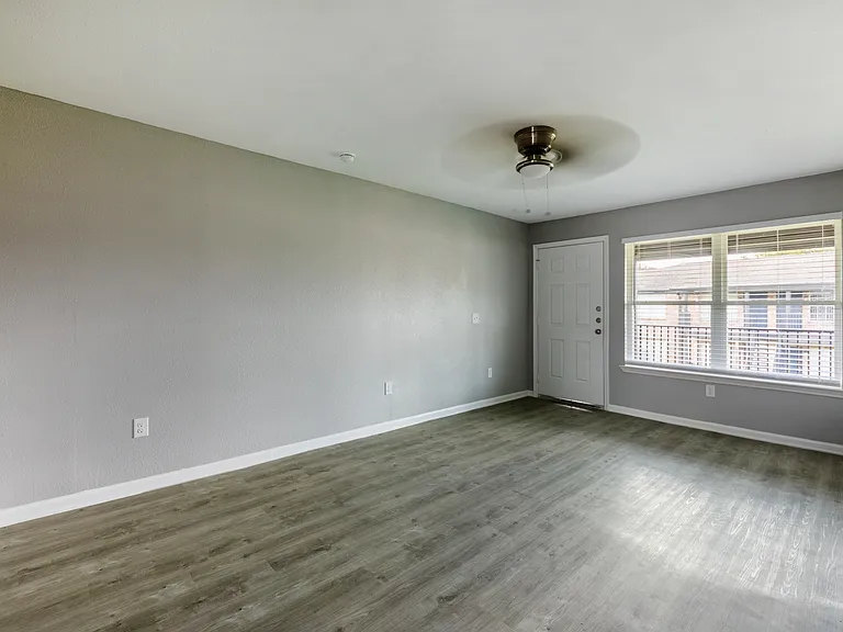 The Heights at Post Oak — Photo 13