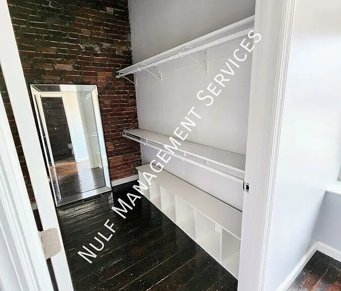 158 48th St #1 — Photo 9
