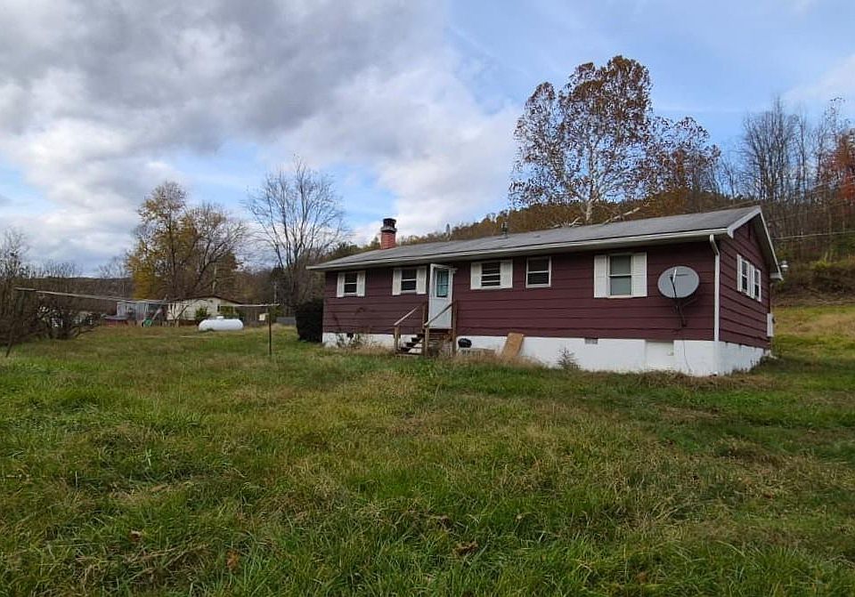 2nd image of 4265 Galloway Rd
