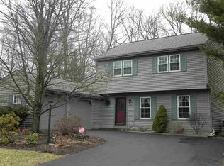 227 Woodscape Dr, Albany, NY 12203