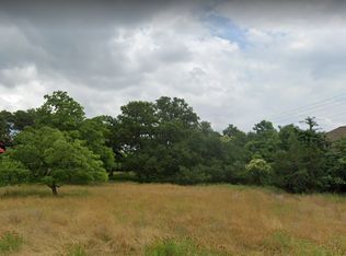 305 N Plant Ave, Boerne, TX 78006