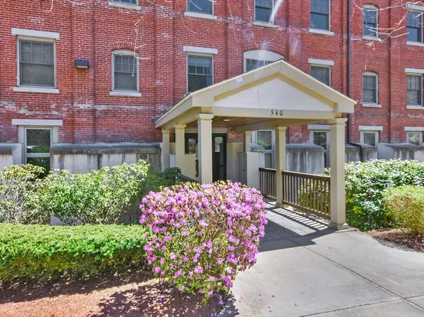 540 Main St Unit 202, Clinton, MA 01510