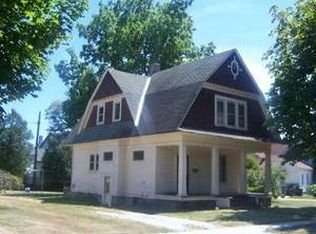 119 2nd St, Harbor Beach, MI 48441