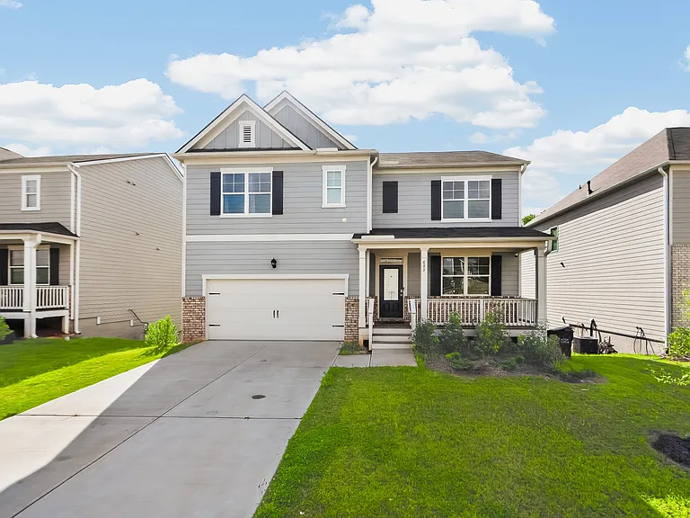 685 Highgrove Way — Photo 1