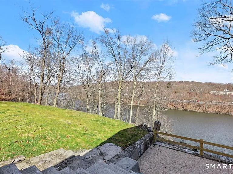106 River Rd #1 — Photo 12