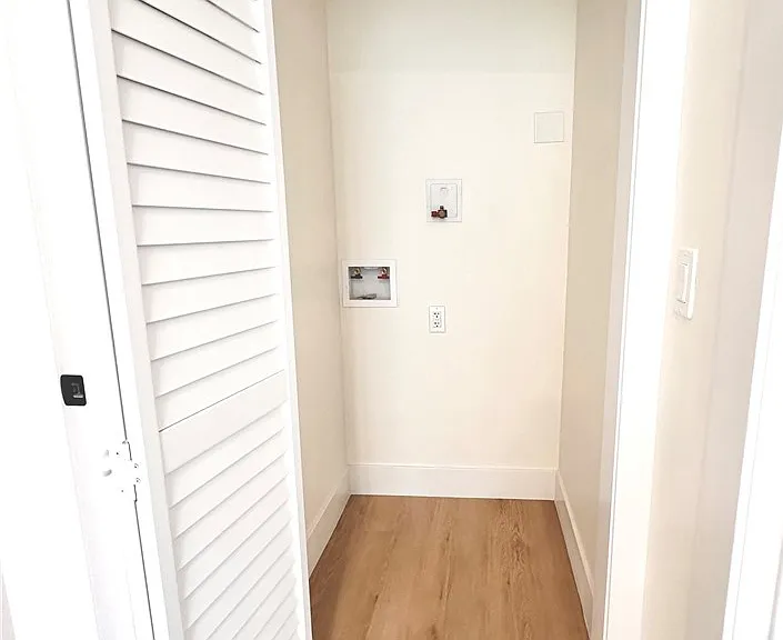 1543 Delford Ave #1/2 — Photo 12