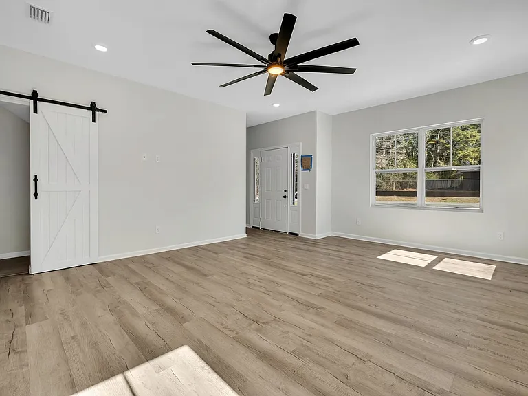 2022 Trimble Rd — Photo 15