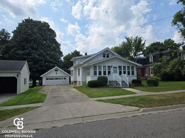 307 Mary St, Yale, MI 48097