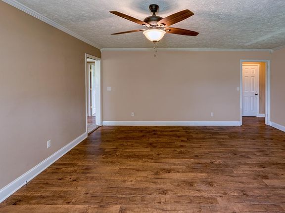 4th image of 1221 Union St