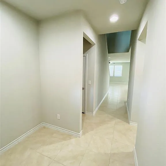 708 Aliso Trl — Photo 16