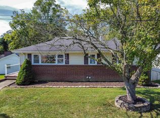 501 Willow Ln, Bridgeport, WV 26330