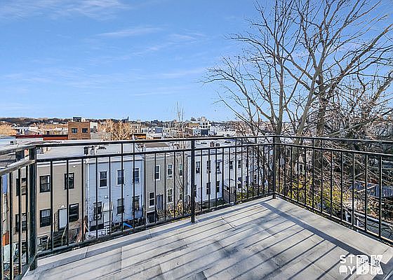 2nd image of 94 Weirfield St #4N
