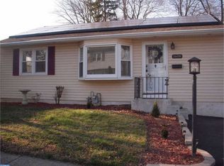 1608 Crestview Ave, Willow Grove, PA 19090