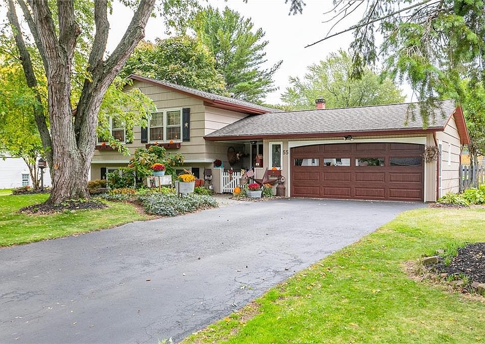 1st image of 55 Rocmar Dr