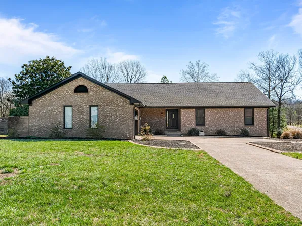 1106 Roseland Dr, Columbia, TN 38401