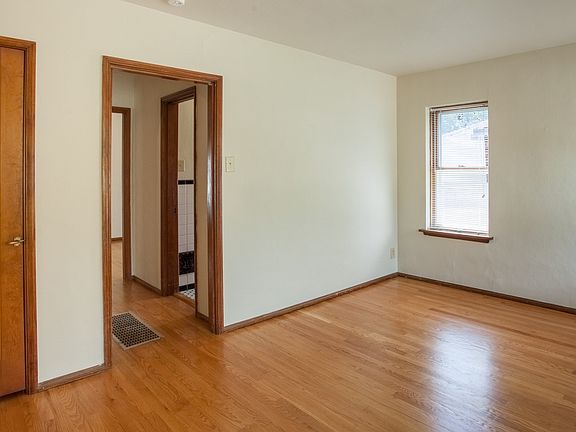 3rd image of 9239 Coral Dr