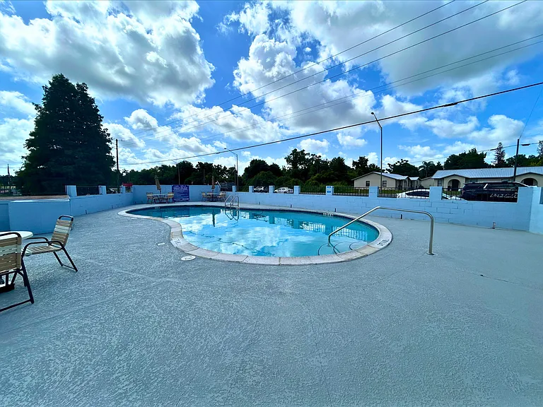 Lake Alfred — Photo 10
