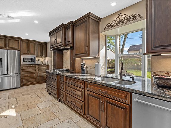 2nd image of 11611 Jaycreek Dr