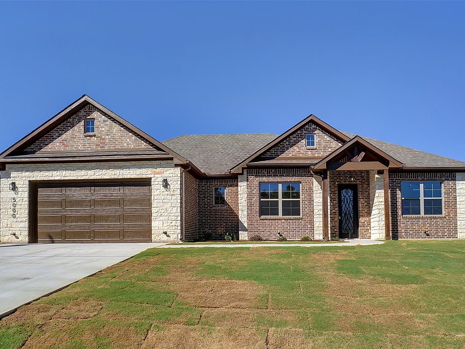1st image of 5000 Guadalupe Ct