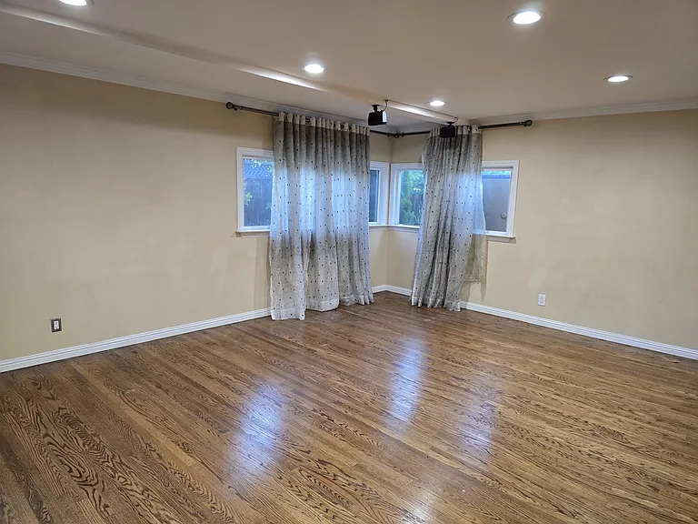 707 Pierino Ave — Photo 10