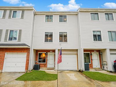 83 Ilyssa Way, Staten Island, NY, 10312