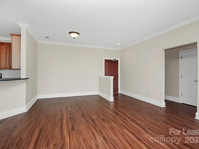 400 N Church St #414 — Photo 4