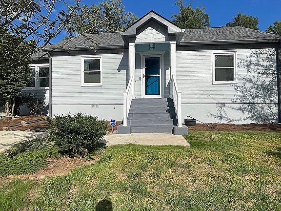 5th image of 2453 Glendale Cir SE