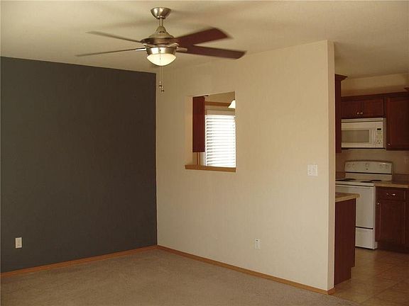 4th image of 4470 W Bungalow Dr