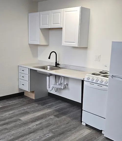 The McCoy at 8035 Apartments - Clive — Photo 22