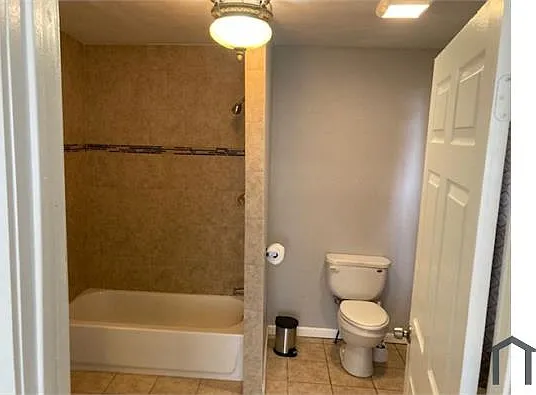 2320 McFaddin St #2 — Photo 17