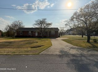 2992 Cherry Lane, Kinston, NC 28504