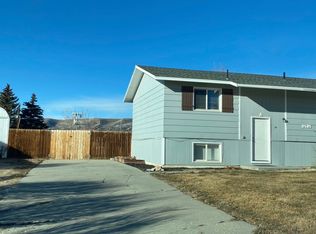3585 Cleveland Dr APT A, Rock Springs, WY 82901