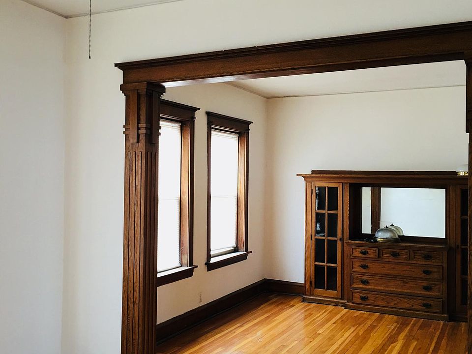 1st image of 1952 W Warner Ave #3