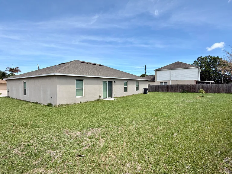 6446 NW Polly Ct — Photo 21