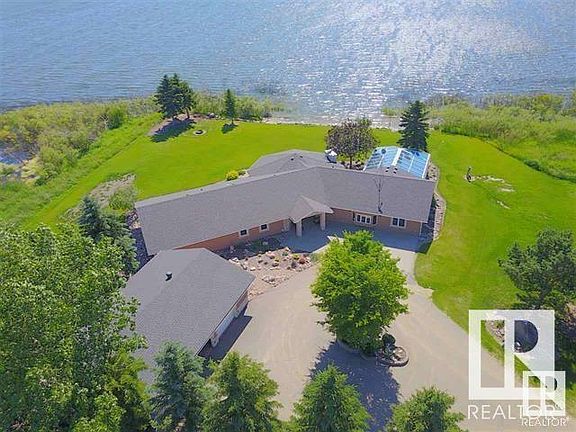 2nd image of 212 Lakeside Ests
