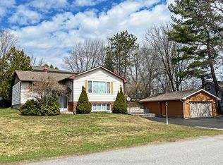 2 Laird Dr, Parry Sound, ON P2A1P5