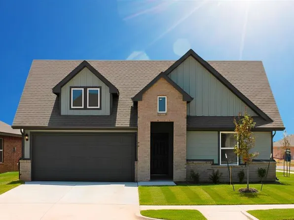 10236 NW 27th St, Yukon, OK 73099