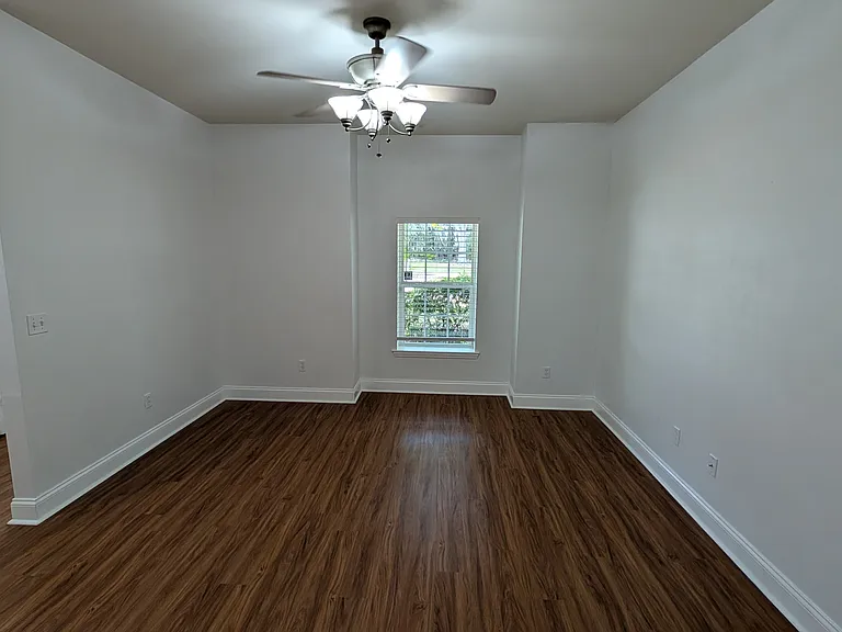 218 SW 145th Dr #19 — Photo 5