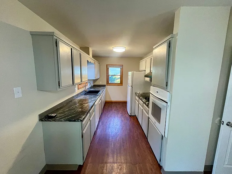 1201 Ponderosa Dr — Photo 16
