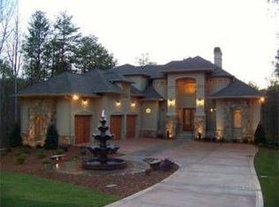 7622 Cottonwood Dr, Denver, NC 28037