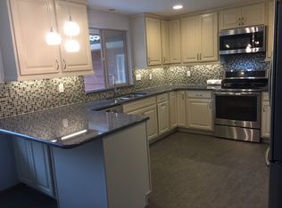 1144 McKinley St, Enumclaw, WA 98022