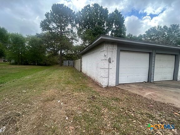 2nd image of 239 Robertson Dr