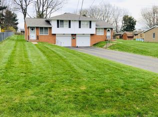 7082 Oriole Ave NW, North Canton, OH 44720
